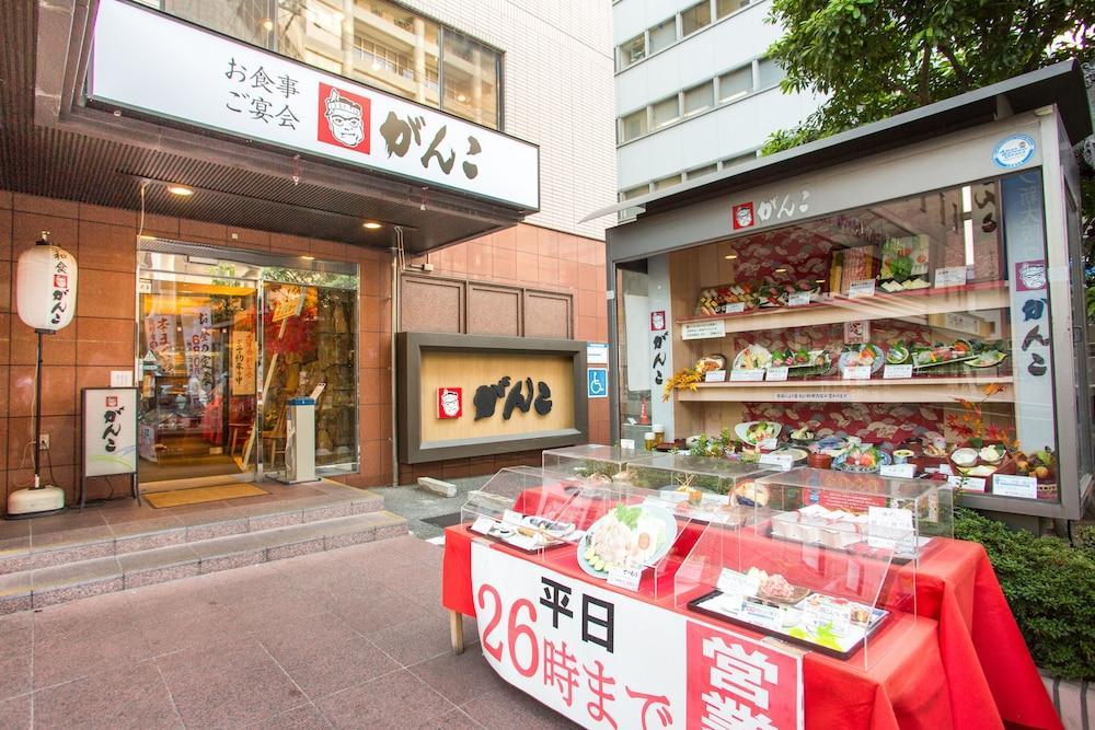 Via Shin West Ōsaka