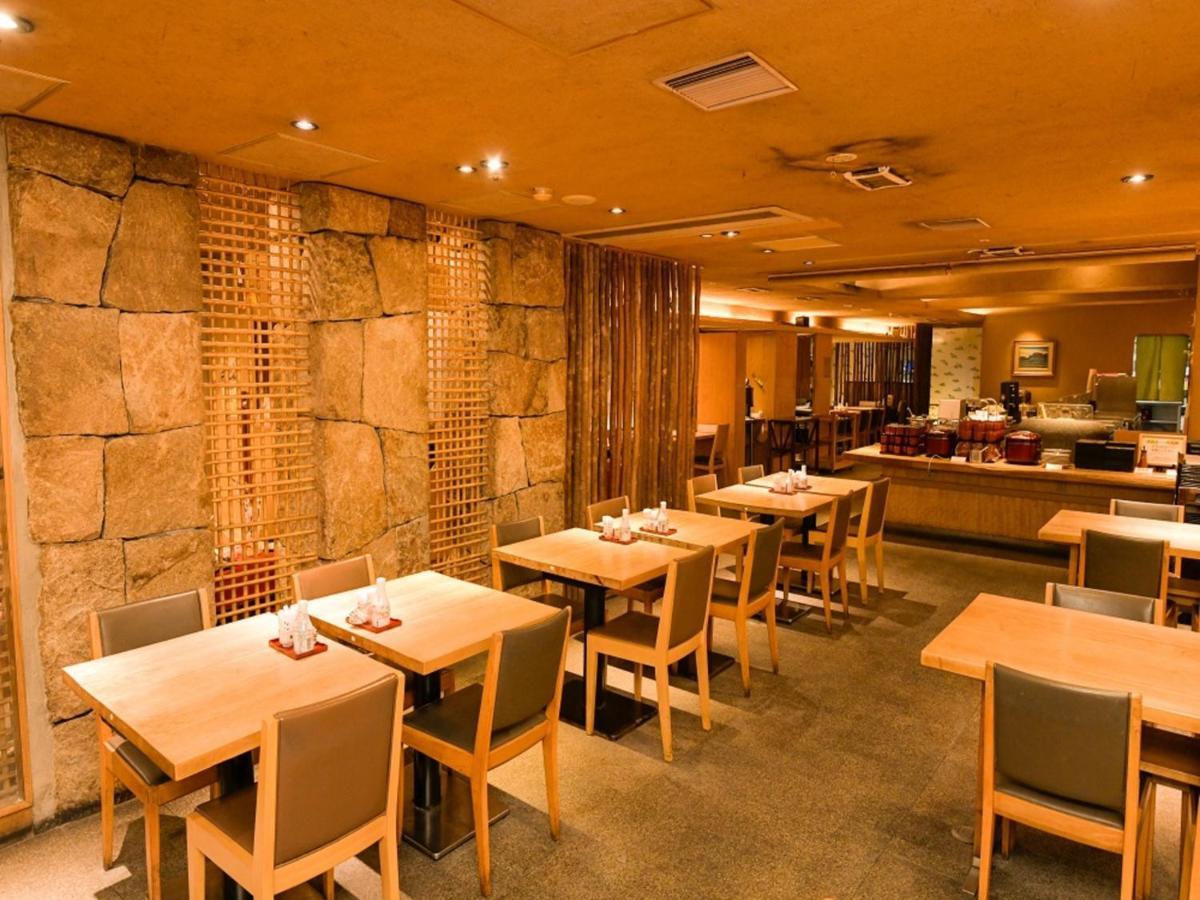 Via Shin West Hotel 3*