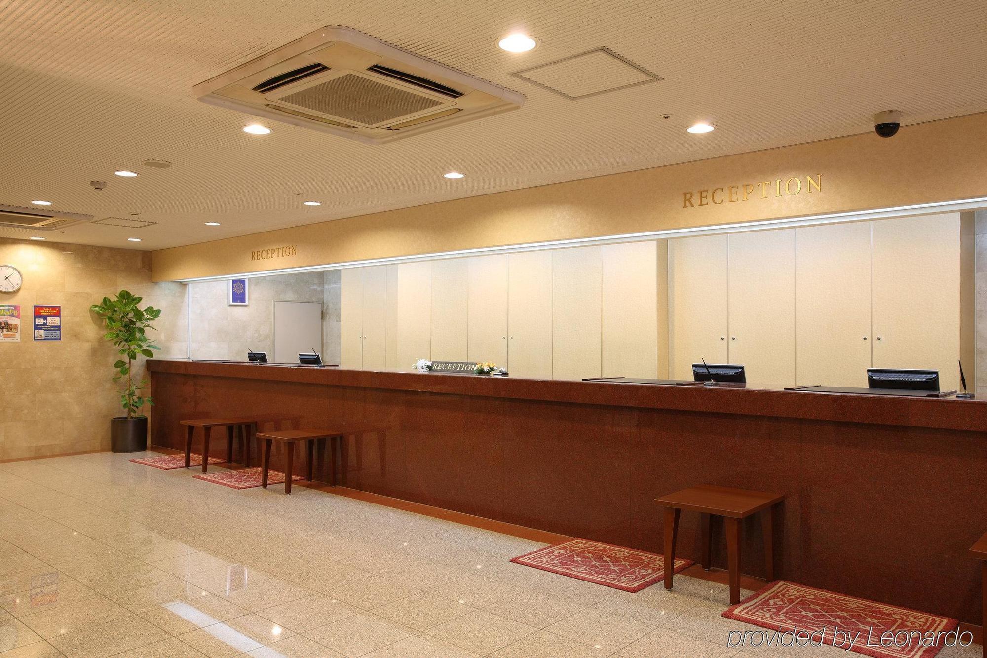 Via Shin West Hotel 3*